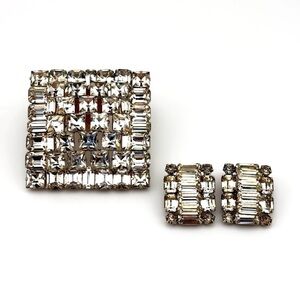 Vintage Weiss Geometric Brooch & Matching Clip on Earrings Austrian Crystal